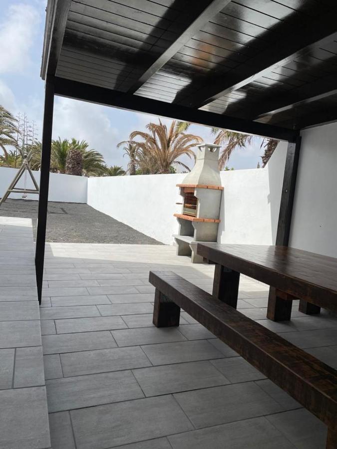 Tuco Willa Costa Teguise